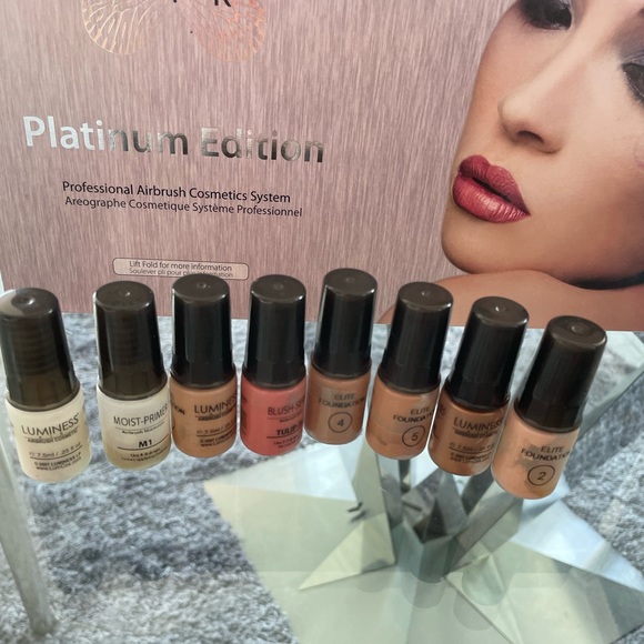 Luminess Platinum Edition Airbrush make up system kit - Picture 4 of 8